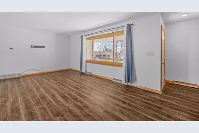 24 E Prospect Ave, Plymouth, WI 53073 - Photo 7