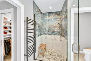 214 E Beechwood Ct, Mequon, WI 53092 - Photo 21