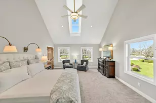 214 E Beechwood Ct, Mequon, WI 53092 - Photo 19