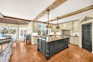 214 E Beechwood Ct, Mequon, WI 53092 - Photo 11