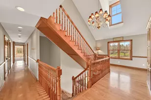 214 E Beechwood Ct, Mequon, WI 53092 - Photo 17