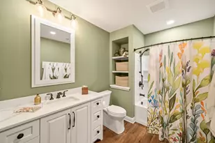 214 E Beechwood Ct, Mequon, WI 53092 - Photo 35