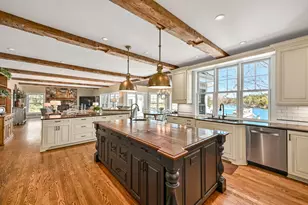 214 E Beechwood Ct, Mequon, WI 53092 - Photo 5