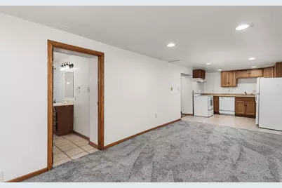 400 S 4th St, Watertown, WI 53094 - Photo 33