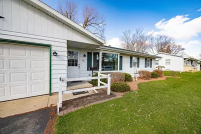 307  Martin St, Fort Atkinson, WI 53538 - Photo 3