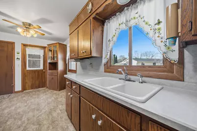 307  Martin St, Fort Atkinson, WI 53538 - Photo 13