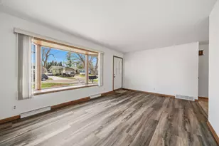 307 Martin St, Fort Atkinson, WI 53538 - Photo 7