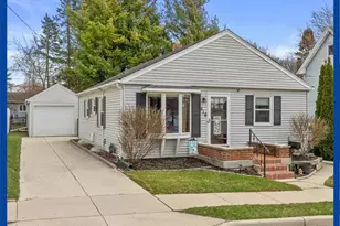 516 Third St, Hartford, WI 53027 - Photo 1