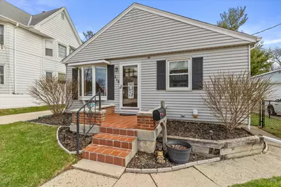 516  Third St, Hartford, WI 53027 - Photo 27