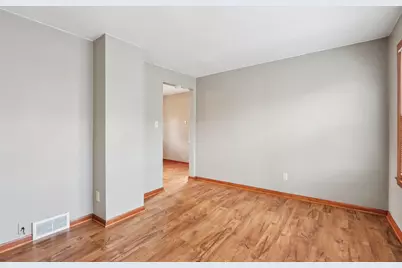 3679 E Birchwood Ave, Cudahy, WI 53110 - Photo 25