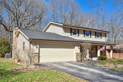 5848  Ramona Dr, Greendale, WI 53129 - Photo 3