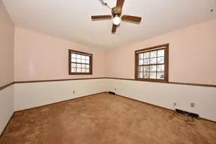 5848 Ramona Dr, Greendale, WI 53129 - Photo 27