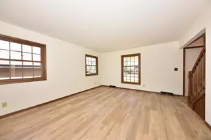 5848 Ramona Dr, Greendale, WI 53129 - Photo 7