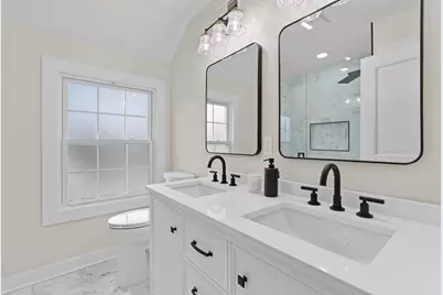 6329 N Berkeley Blvd, Whitefish Bay, WI 53217 - Photo 27