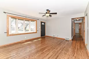 7818 W Warnimont Ave, Milwaukee, WI 53220 - Photo 17