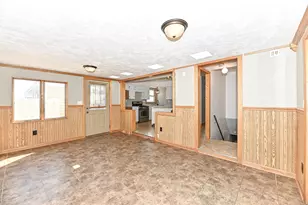 7818 W Warnimont Ave, Milwaukee, WI 53220 - Photo 25