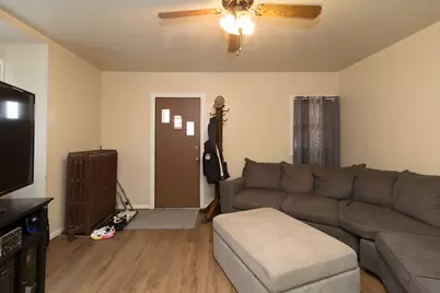 400  McCall St #404, Waukesha, WI 53186 - Photo 7