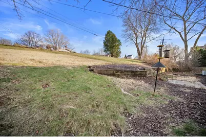 1961  Rambling Rose Rd, Waukesha, WI 53186 - Photo 27