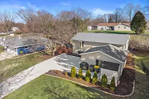 1961 Rambling Rose Rd, Waukesha, WI 53186 - Photo 31