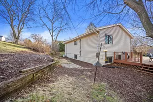 1961 Rambling Rose Rd, Waukesha, WI 53186 - Photo 25