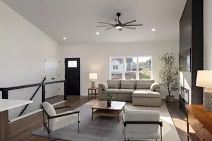 270 Southern Dr, Holmen, WI 54636 - Photo 3