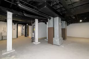 3109 W Lapham St, Milwaukee, WI 53215 - Photo 31