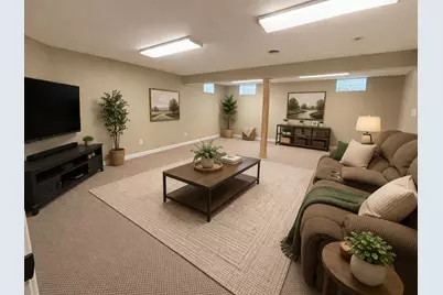 4967 S Imperial Cir, Greenfield, WI 53220 - Photo 11