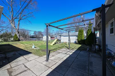 727  10th Ave, Grafton, WI 53024 - Photo 17