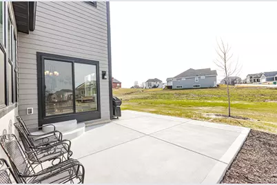 W206N5693  Muirfield Dr, Menomonee Falls, WI 53051 - Photo 67