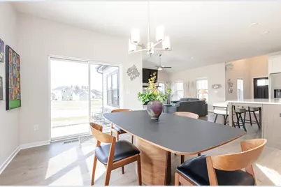 W206N5693  Muirfield Dr, Menomonee Falls, WI 53051 - Photo 15