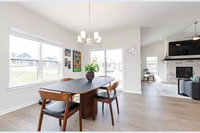 W206N5693  Muirfield Dr, Menomonee Falls, WI 53051 - Photo 13