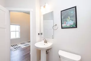 W206N5693 Muirfield Dr, Menomonee Falls, WI 53051 - Photo 19