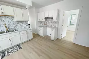 3249 N 14th St, Milwaukee, WI 53206 - Photo 9