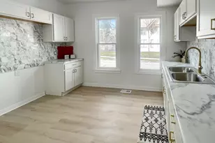 3249 N 14th St, Milwaukee, WI 53206 - Photo 7