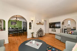 4253 S Austin St, Milwaukee, WI 53207 - Photo 11