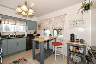 4253 S Austin St, Milwaukee, WI 53207 - Photo 17