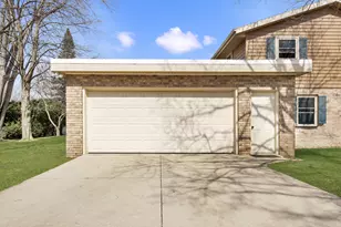 W64N353 Madison Ave, Cedarburg, WI 53012 - Photo 33