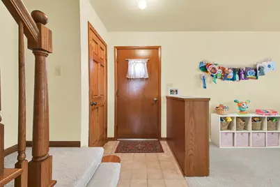 W64N353  Madison Ave, Cedarburg, WI 53012 - Photo 5