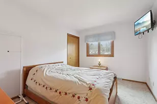 N61W29595 S Woodfield Rd, Merton, WI 53029 - Photo 27