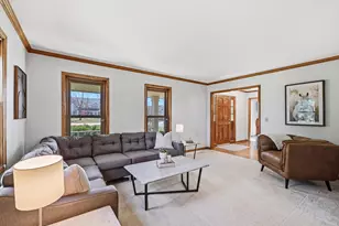 1624 Legend Cir, Waukesha, WI 53189 - Photo 17