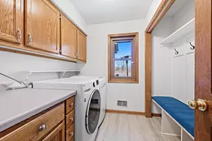 1624 Legend Cir, Waukesha, WI 53189 - Photo 21