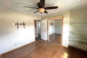 6490 S Crane Dr, Oak Creek, WI 53154 - Photo 17