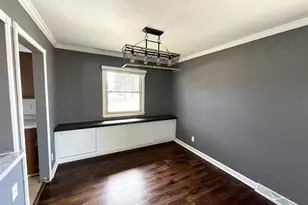 6490 S Crane Dr, Oak Creek, WI 53154 - Photo 3