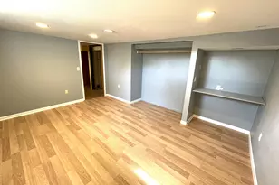 6490 S Crane Dr, Oak Creek, WI 53154 - Photo 23