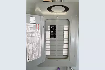 6490 S Crane Dr, Oak Creek, WI 53154 - Photo 35