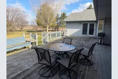 333  Lake Shore Rd, Grafton, WI 53024 - Photo 5