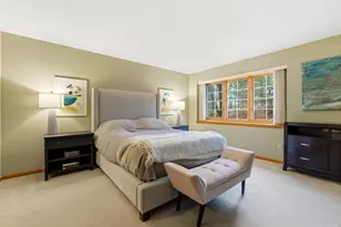 N48W16217 Lone Oak Ln, Menomonee Falls, WI 53051 - Photo 15