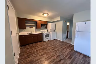 1116  Grove Ave #1118, Racine, WI 53405 - Photo 3