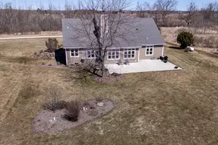 631 Cedar Ave, Cedar Grove, WI 53013 - Photo 9