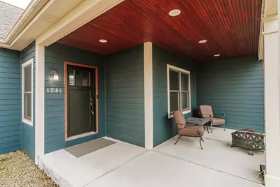 1841  Kissel Dr, Hartford, WI 53027 - Photo 17